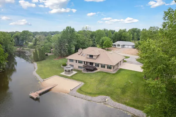 Krakow, WI 54137,W175 LAKE SANDIA DR