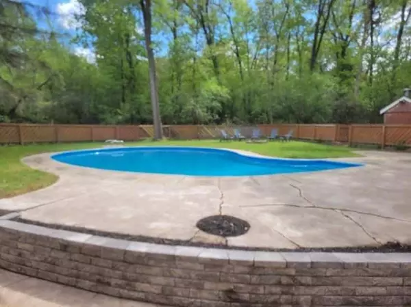 Hancock, WI 54943,523 E SOUTH LAKE ST