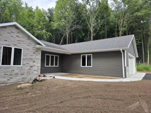 Shawano, WI 54166-5501,133 THOMAS AVE