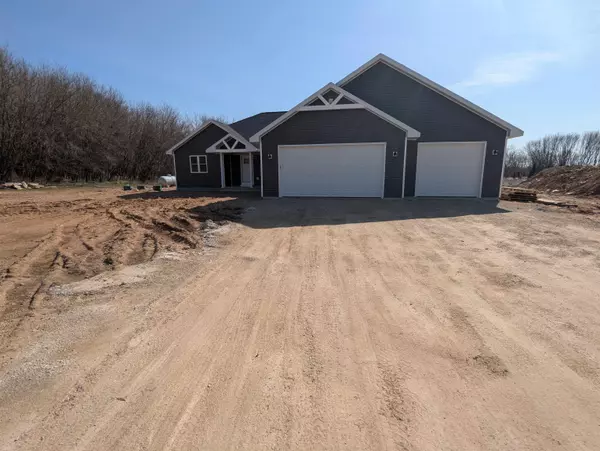 N2276 HIGH RIDGE LN, New London, WI 54961