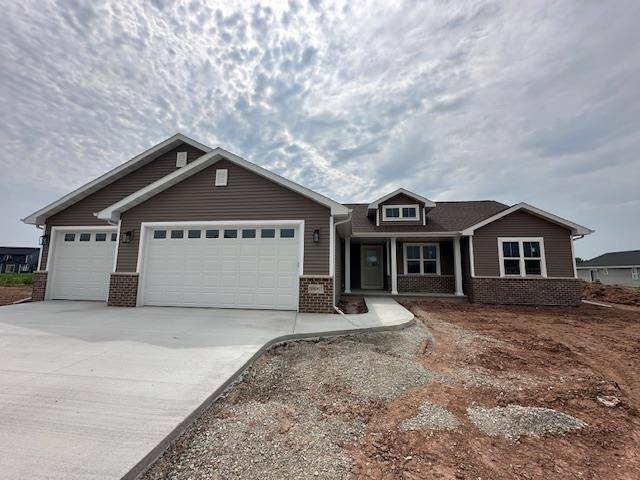 N8067 BLUE HERON CIR, Sherwood, WI 54169