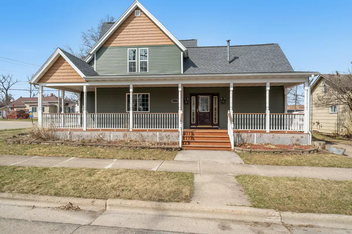 Omro, WI 54963,131 MADISON AVE