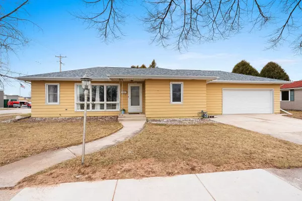 2026 S 24TH ST, Sheboygan, WI 53081