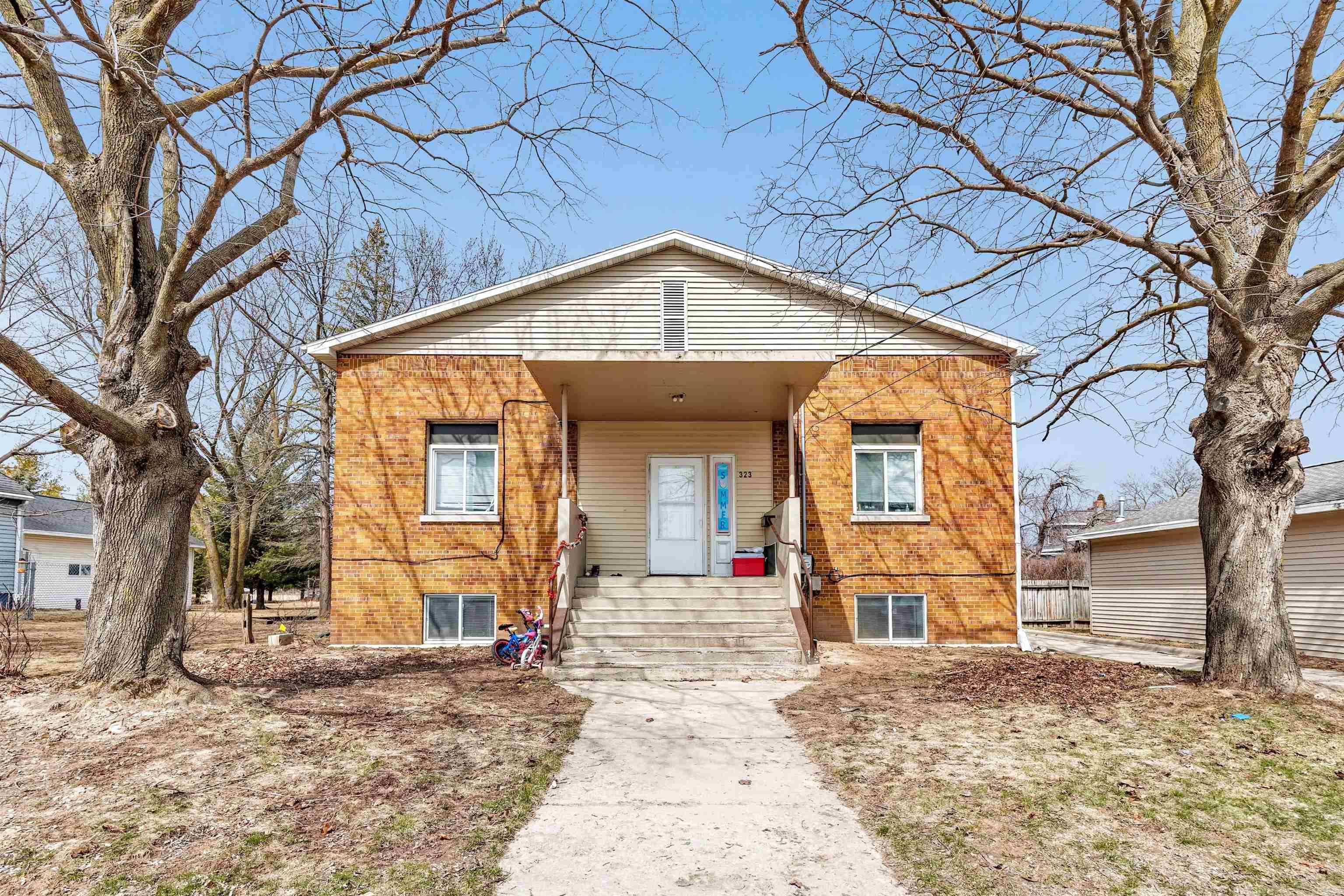 323 MORROW ST, Seymour, WI 54165
