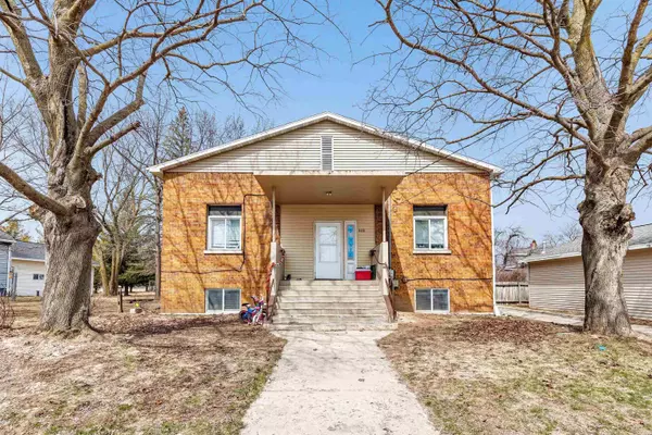 323 MORROW ST, Seymour, WI 54165