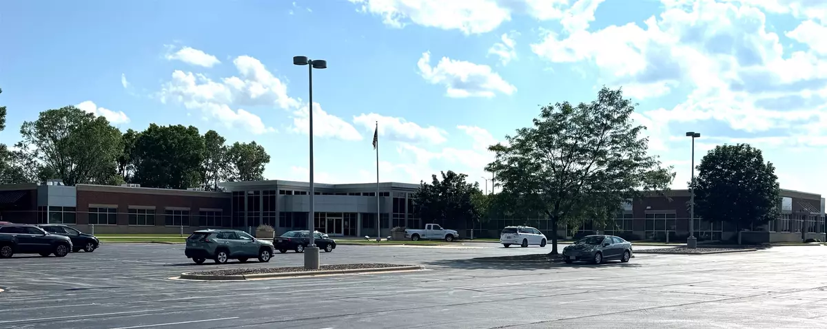 Green Bay, WI 54303,904 S TAYLOR ST