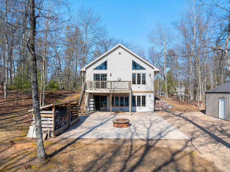 15922 FLOWER LAKE DR, Crivitz, WI 54114