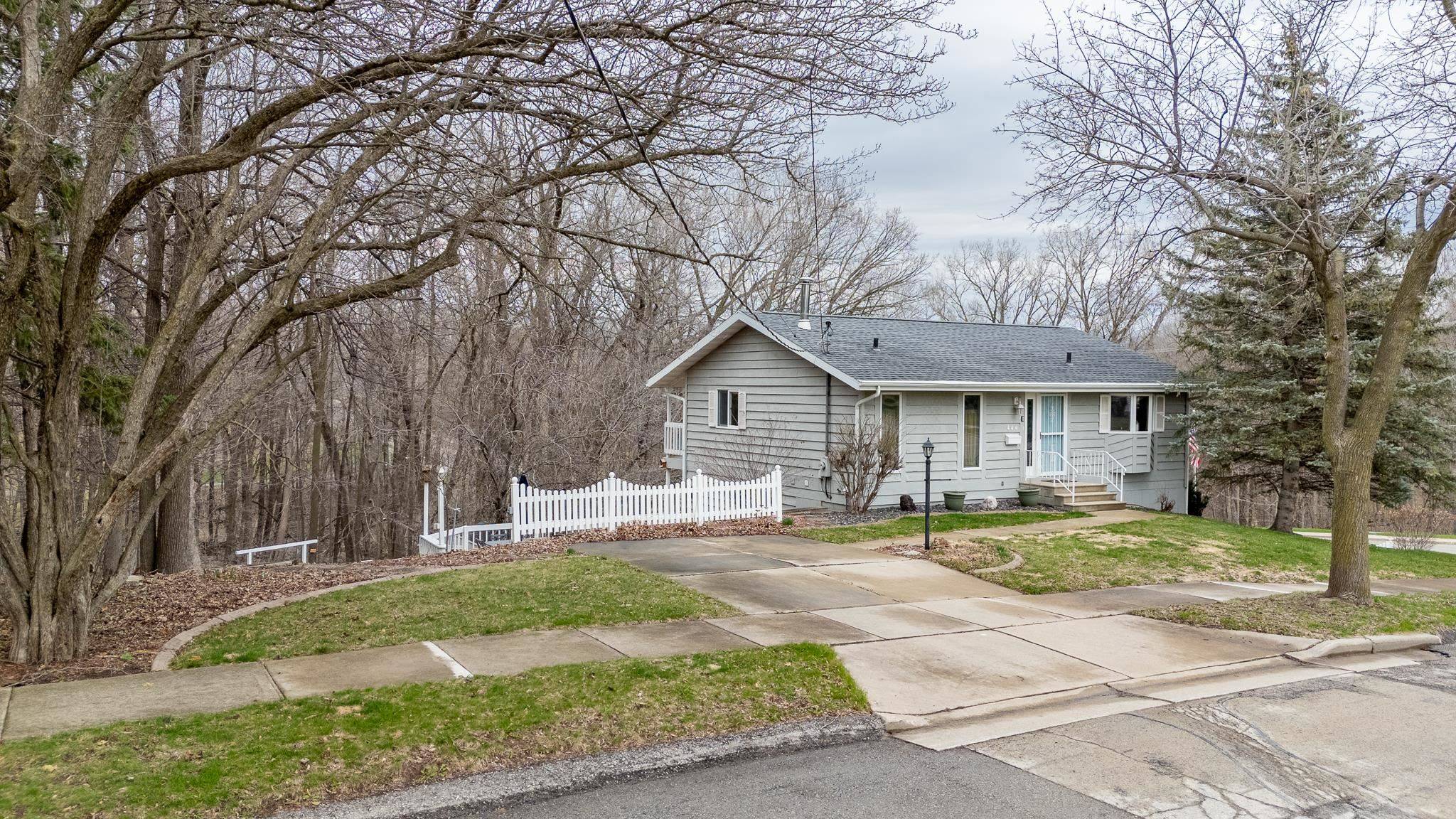 444 GLENVIEW AVE,  Combined Locks,  WI 54113