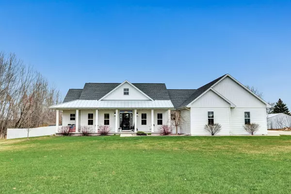 Green Bay, WI 54313-4646,2516 SUNNY BROOK DR