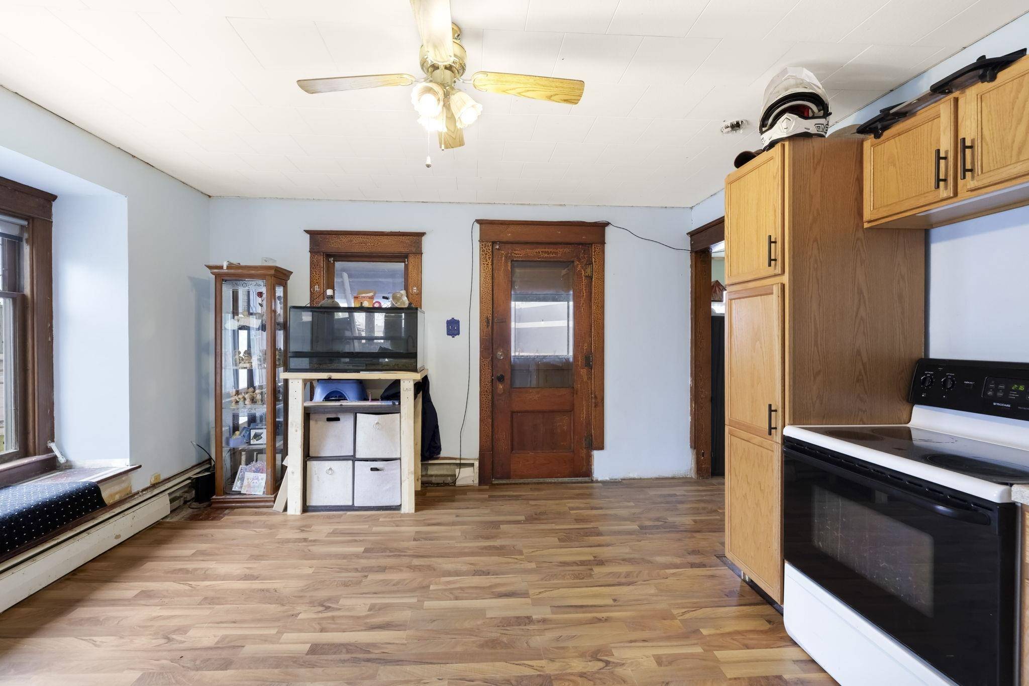 New London, WI 54961,415 W WAUPACA ST