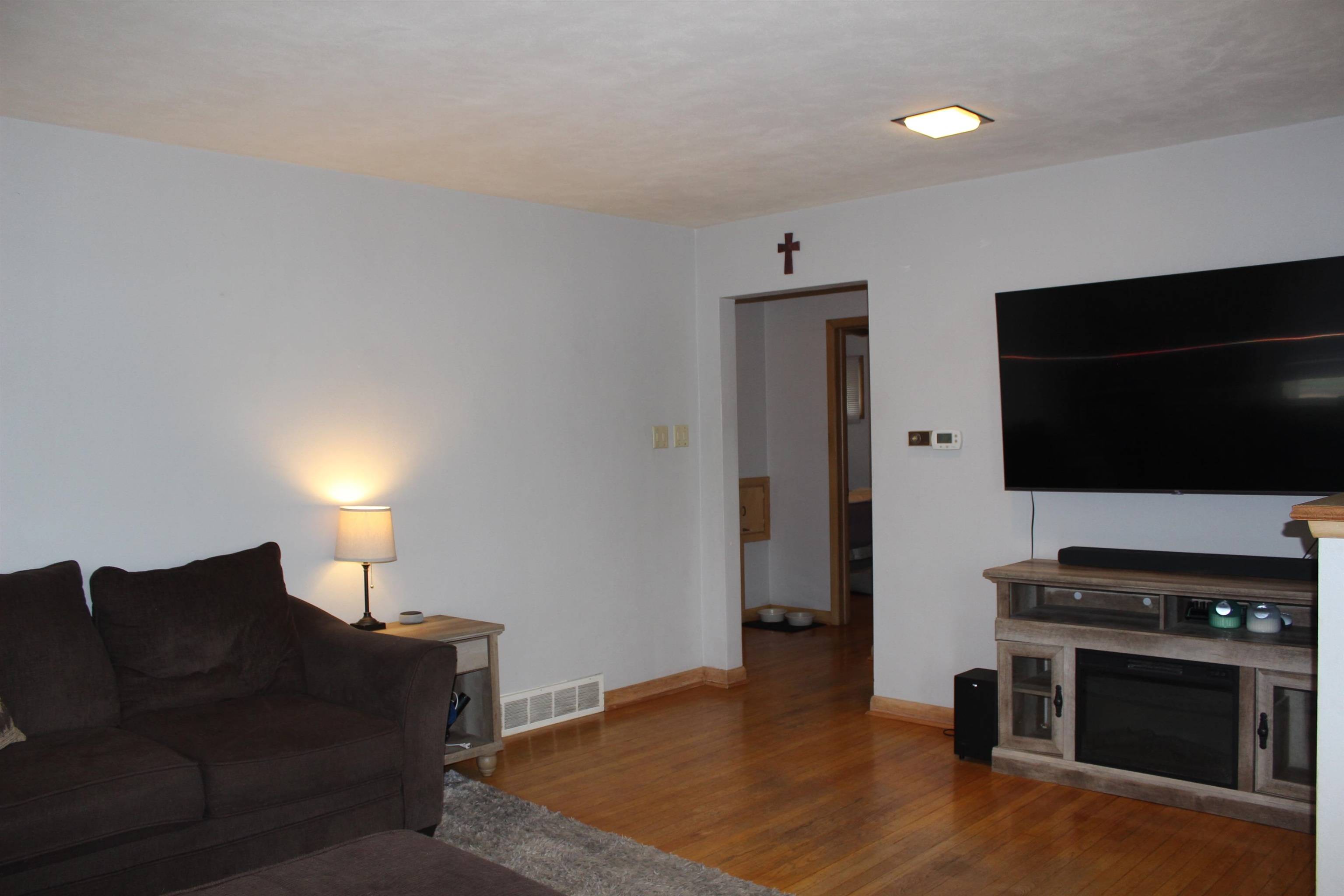 Fond Du Lac, WI 54935-2558,436 ROOSEVELT ST