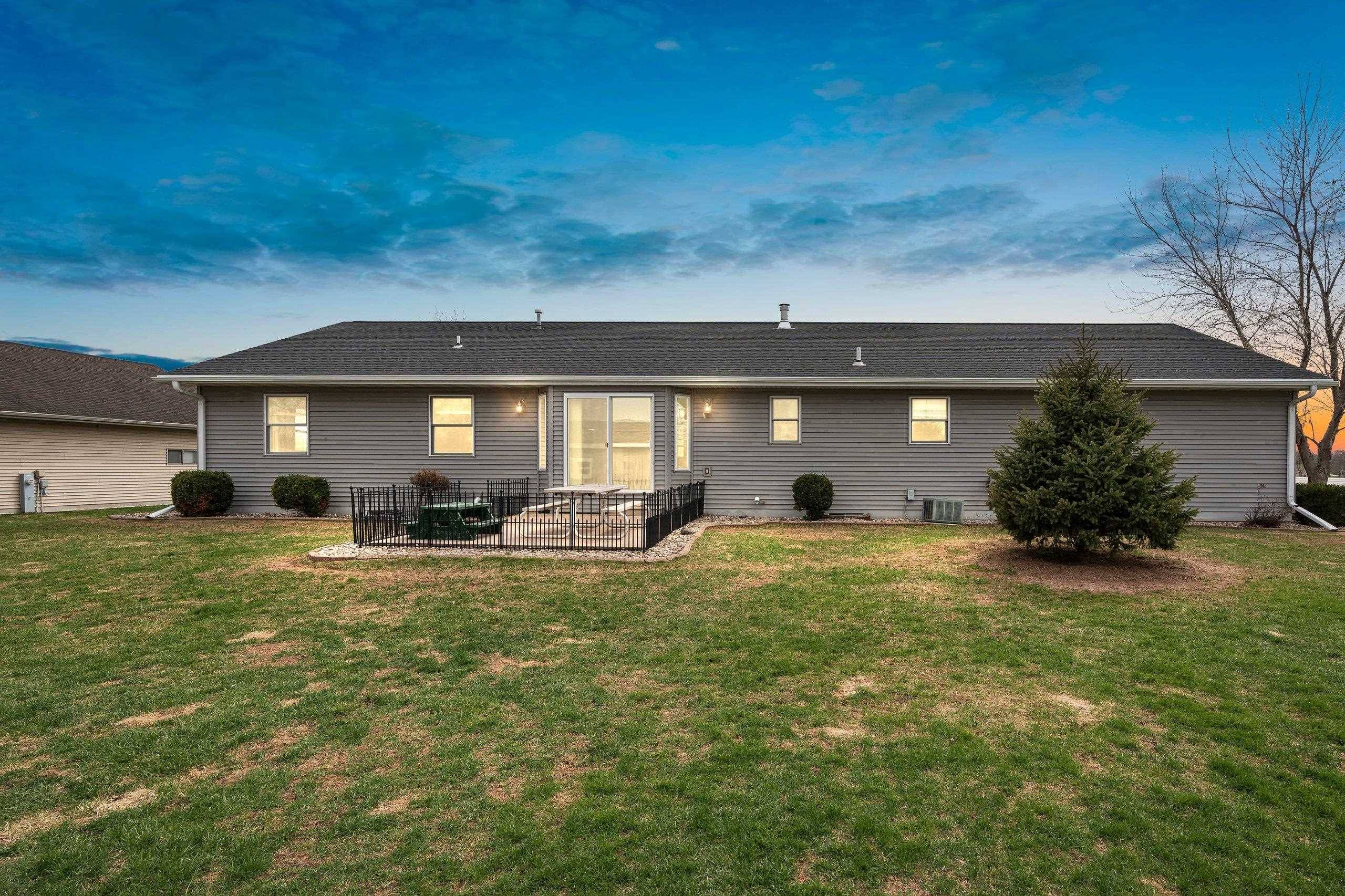 Wrightstown, WI 54180-1800,103 NORMAN LN