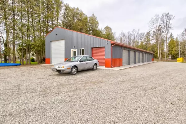 Menominee, MI 49858,N1864 RANGELINE DR