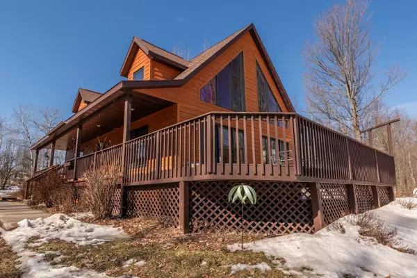 9327 STRONG RD, Argonne, WI 54511