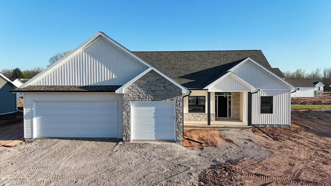 W5827 ROUNDSTONE PL, Menasha, WI 54952