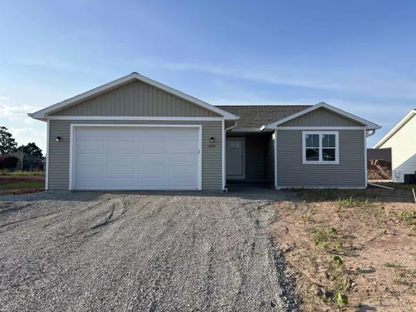2010 RED FOX LN, Kaukauna, WI 54130