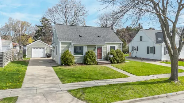 Appleton, WI 54915-1501,99 FOSTER CT