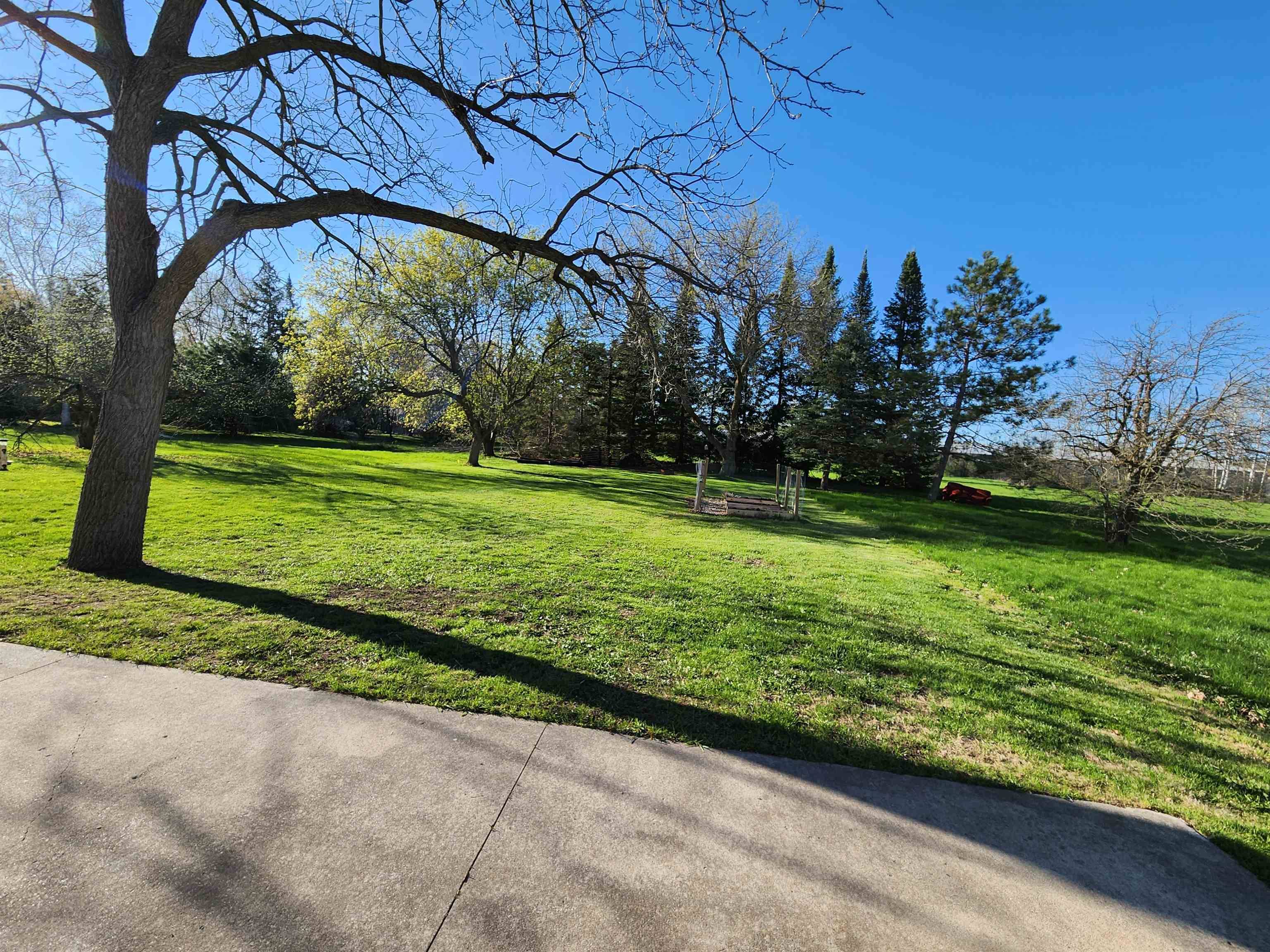 Gillett, WI 54124,147 W MAIN ST