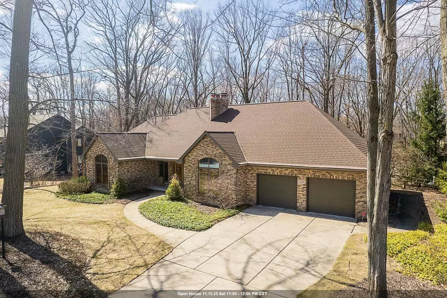 4527 CHOCTAW TRL, Green Bay, WI 54313-9509