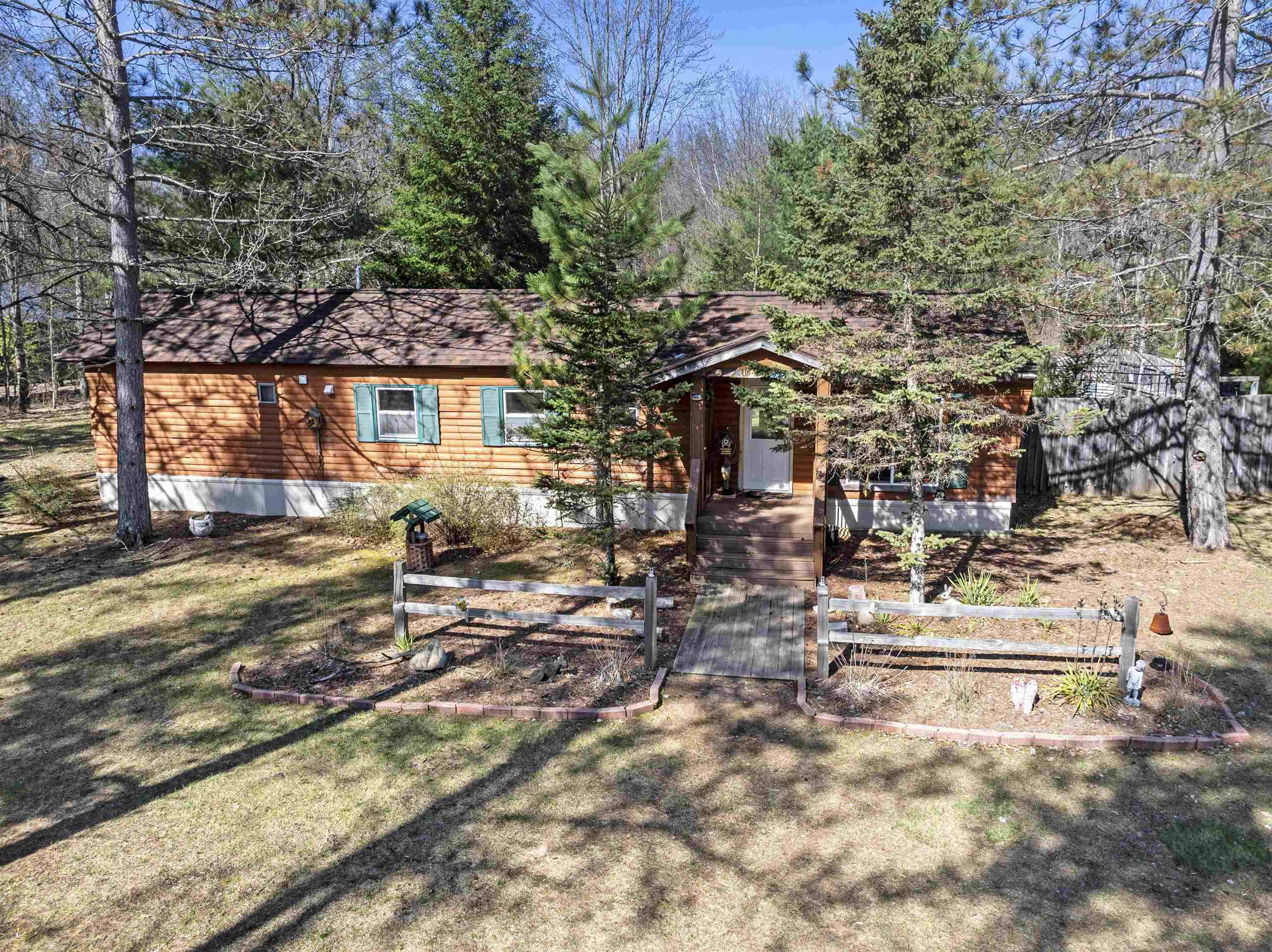 Athelstane, WI 54104-9729,N11857 DEER LAKE RD
