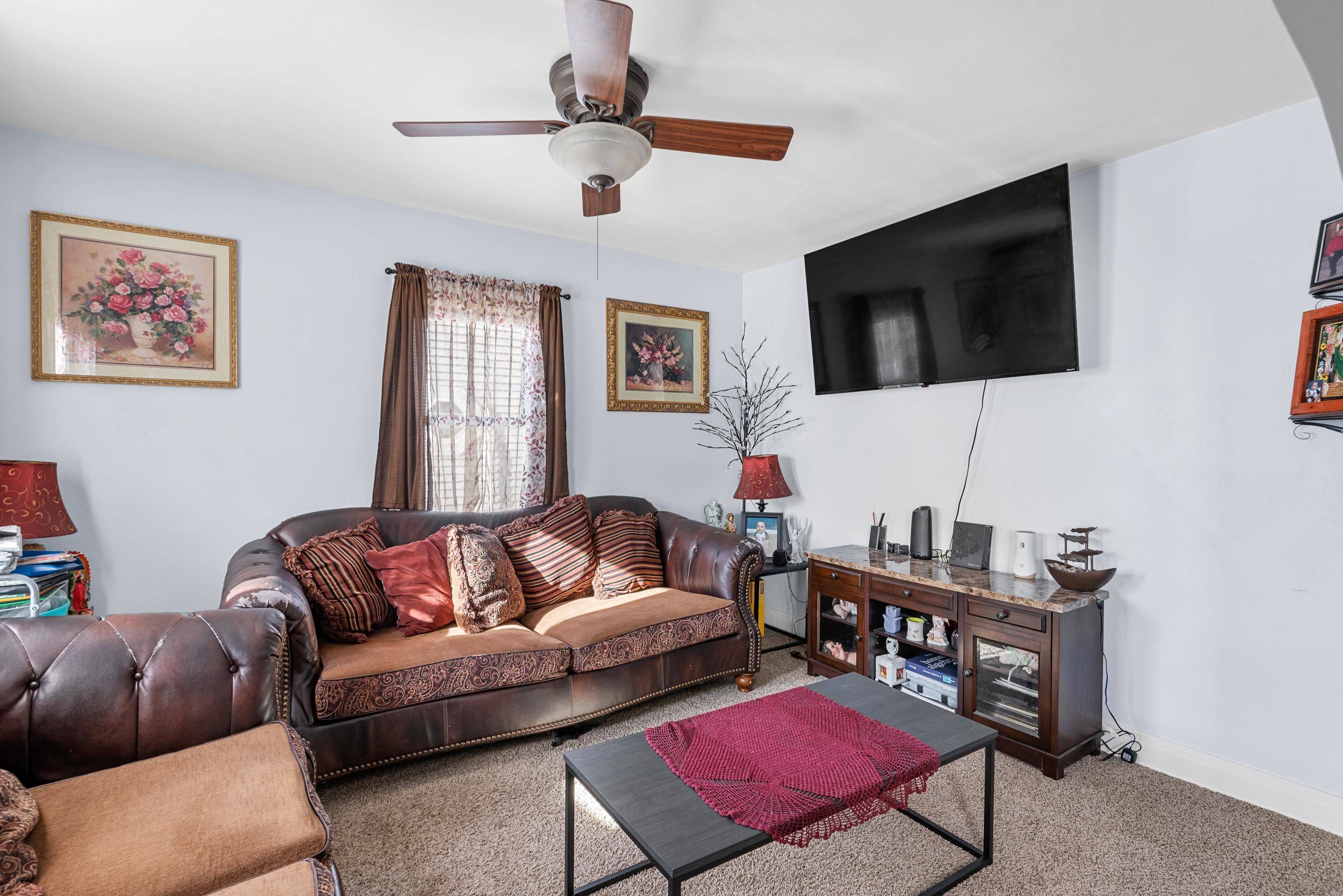 West Allis, WI 53214,8508 W GREENFIELD AVE