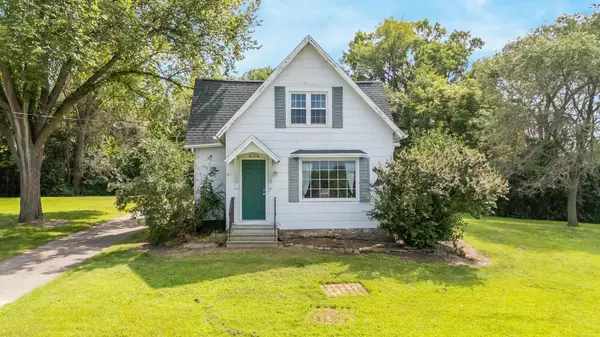 2780 HUMBOLDT RD, Green Bay, WI 54311
