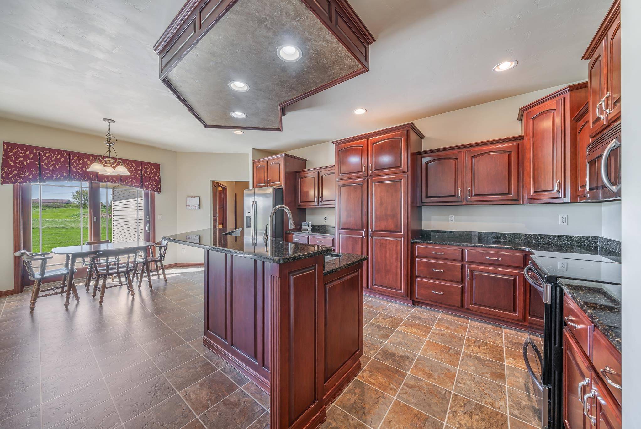 Wrightstown, WI 54180,514 ROYAL ST PATS DR