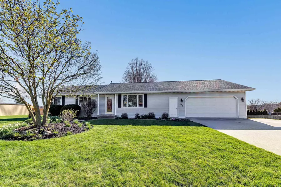 209 REDWOOD LN, Francis Creek, WI 54214