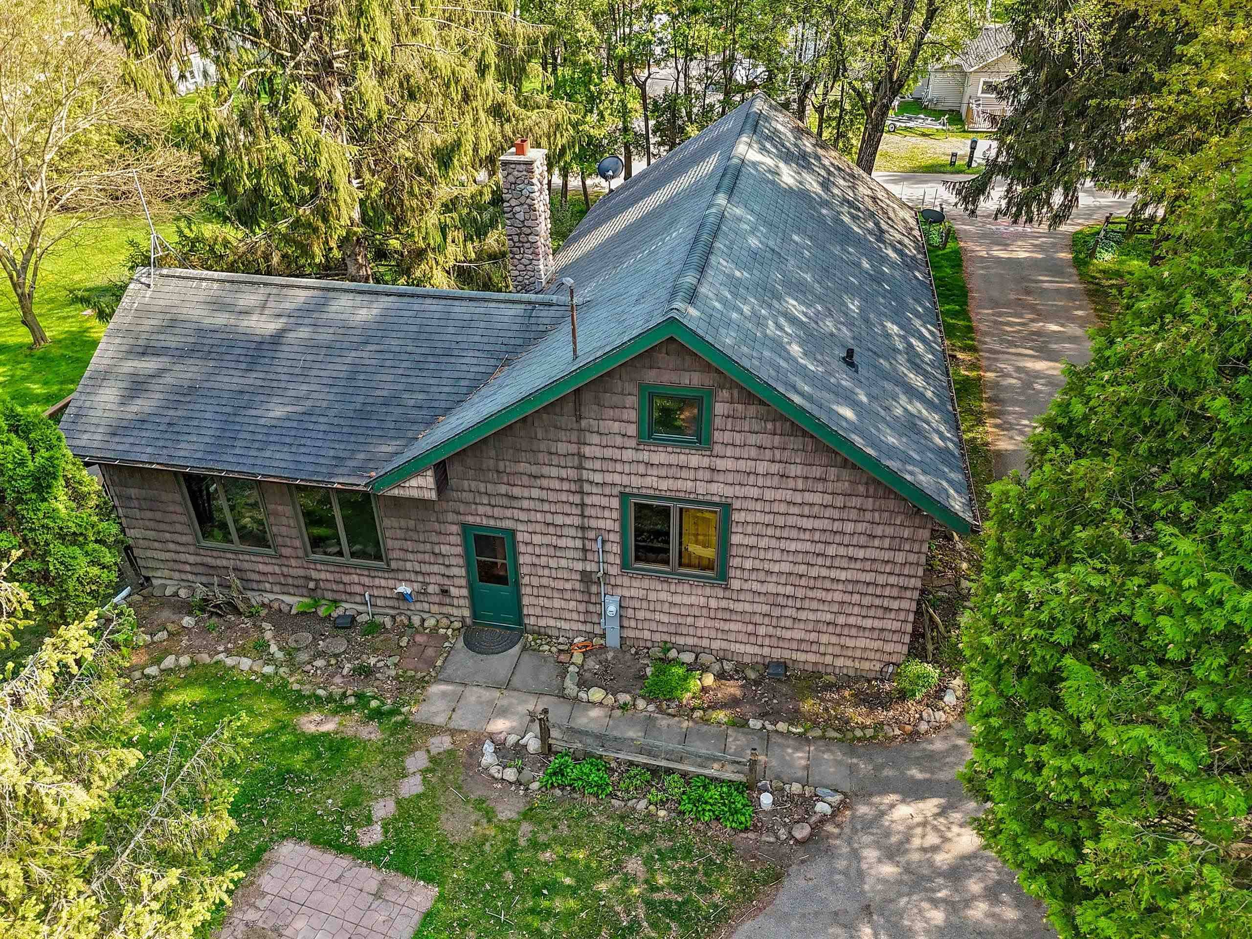 Shawano, WI 54166,W5424 NORTH SHORE DR