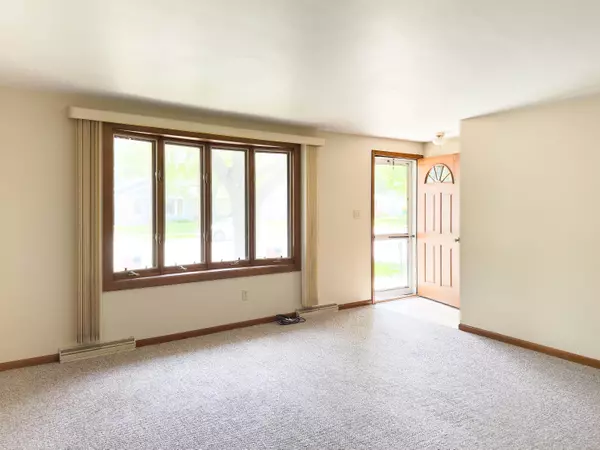 Green Bay, WI 54304-3753,1812 12TH AVE