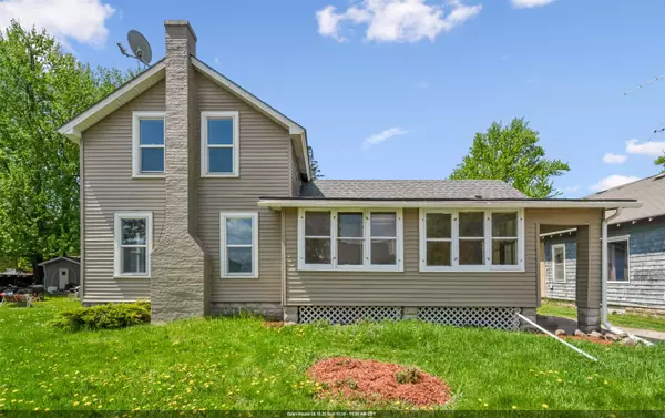 207 LIMA ST, New London, WI 54961