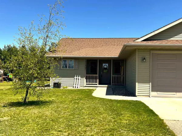 Waupaca, WI 54981,N3480 FEATHERS CT