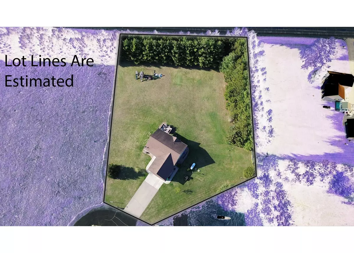 Waupaca, WI 54981,N3480 FEATHERS CT