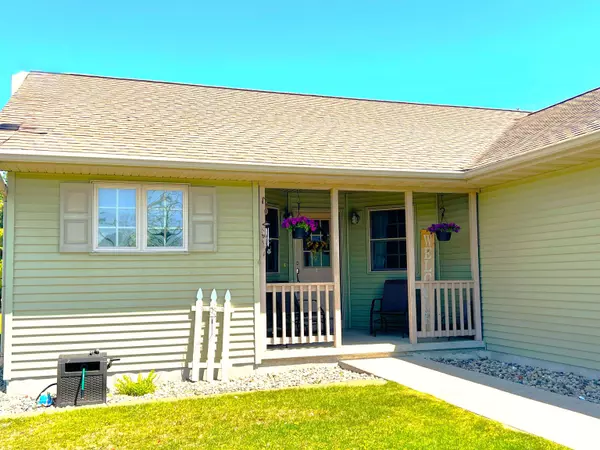 Waupaca, WI 54981,N3480 FEATHERS CT