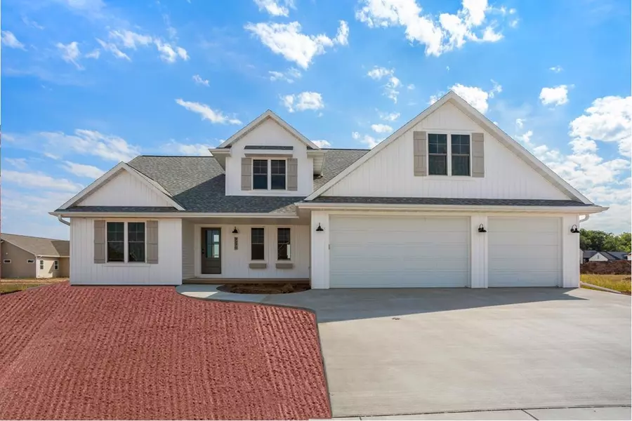 W5853 ROUNDSTONE PL, Menasha, WI 54952