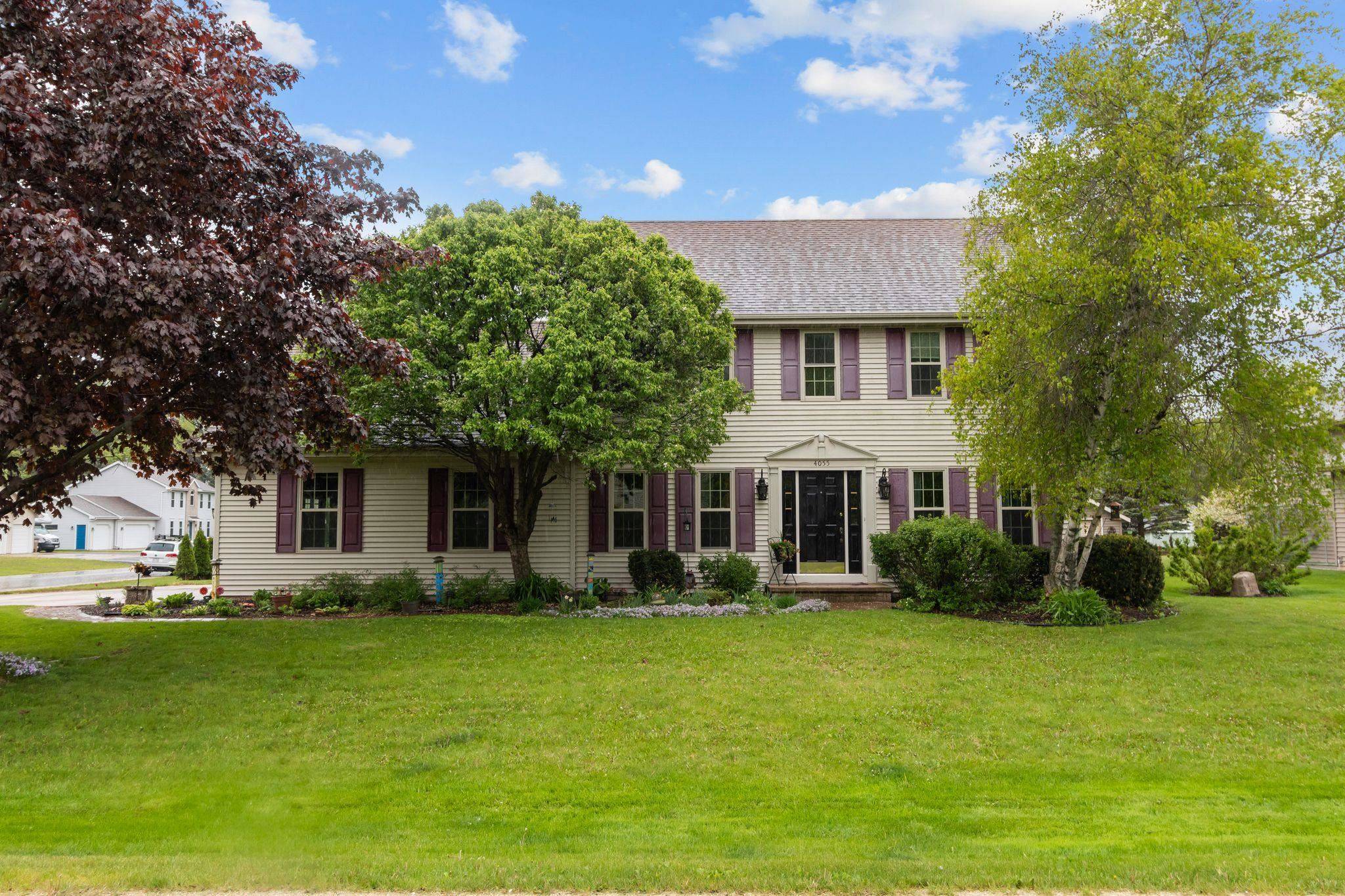 4055 WESTVIEW LN, Oshkosh, WI 54904