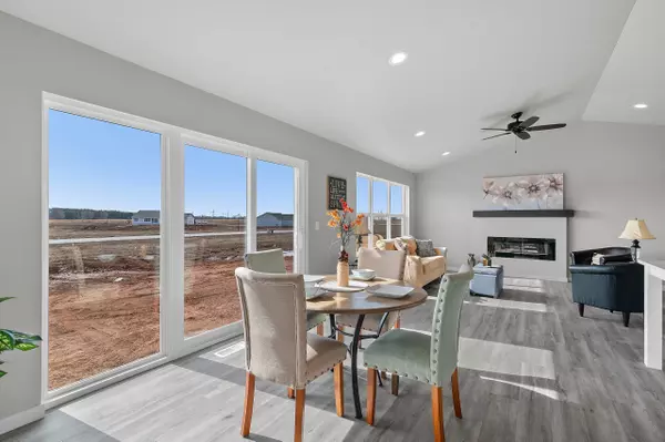 Wrightstown, WI 54180,563 EMERALD ISLE CT