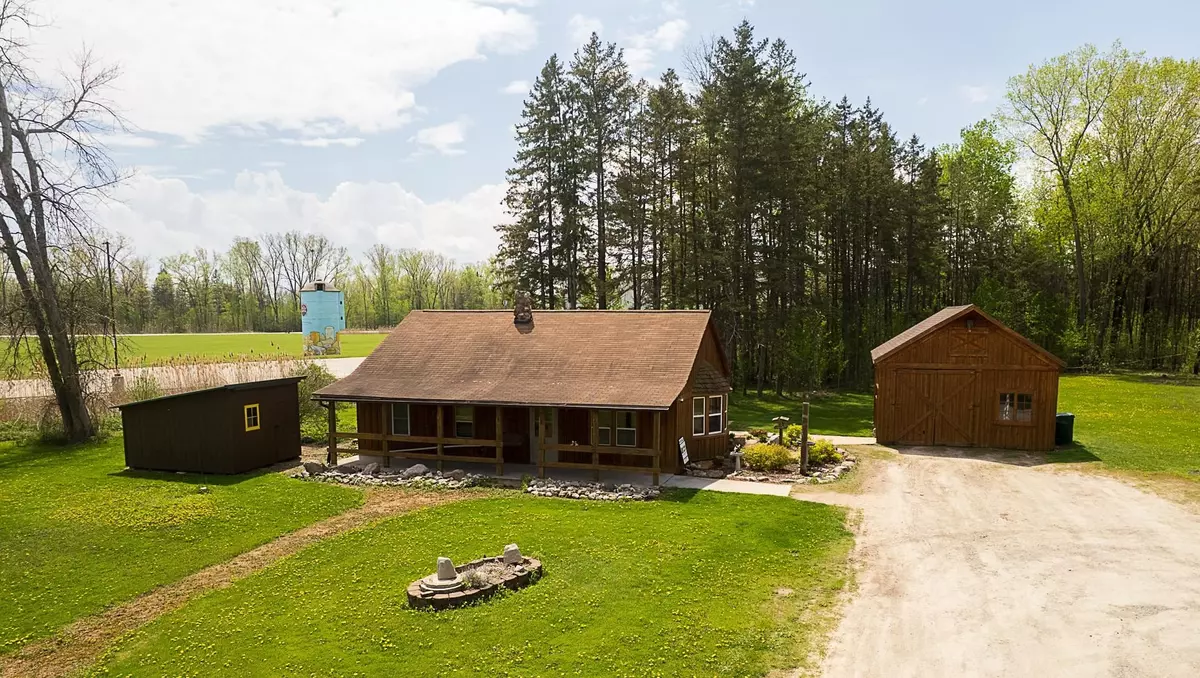 Green Bay, WI 54313-8807,1545 BROOKFIELD AVE