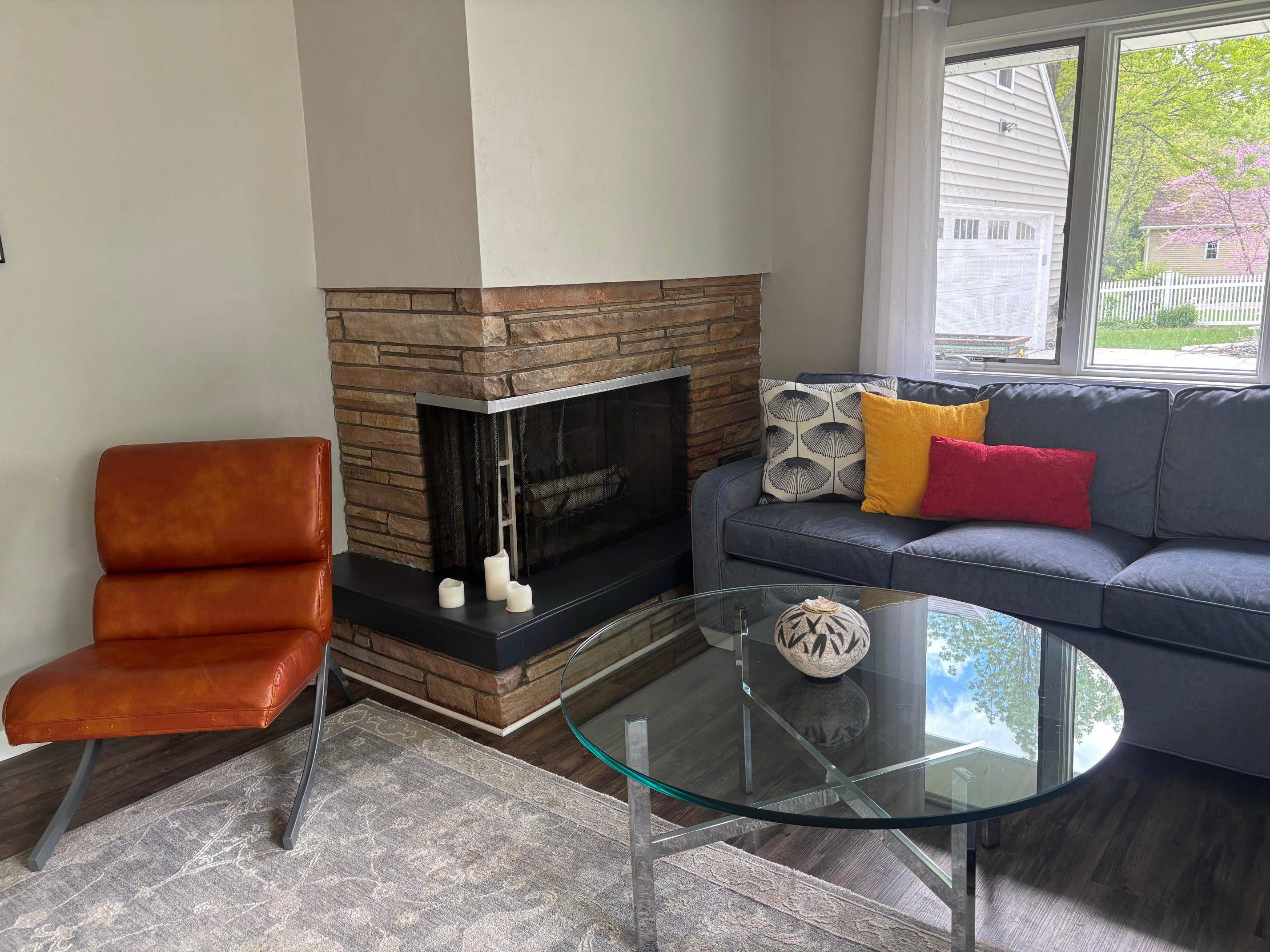 Menasha, WI 54952,328 WINNEBAGO AVE