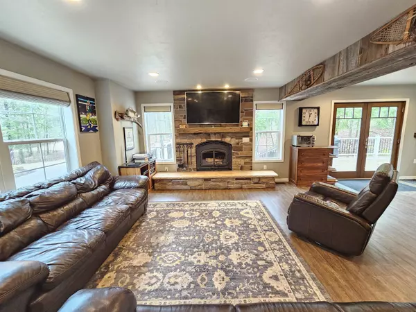 Sturgeon Bay, WI 54235-8156,5707 HY LINE TRL