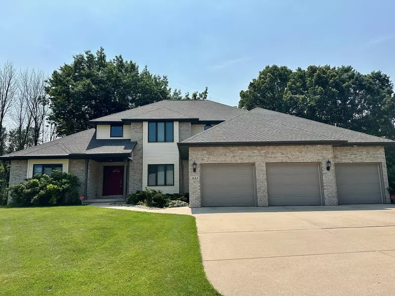 1653 CRIMSON CT, De Pere, WI 54115