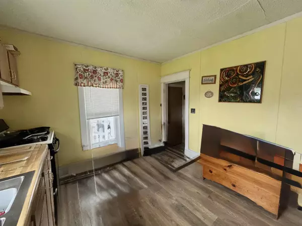 Berlin, WI 54923,299 SW CERESCO ST