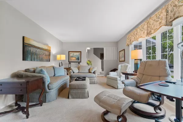 Appleton, WI 54915,2433 CARLETON AVE