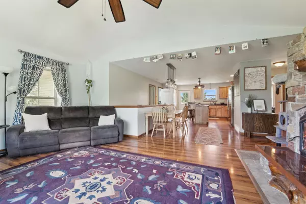 Oshkosh, WI 54902,5681 LAKE RD