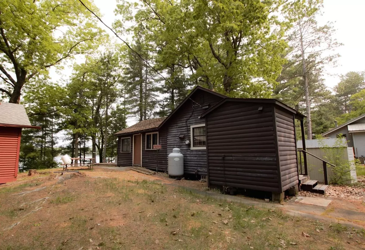 Wild Rose, WI 54984,W5522 S ROUND LAKE RD