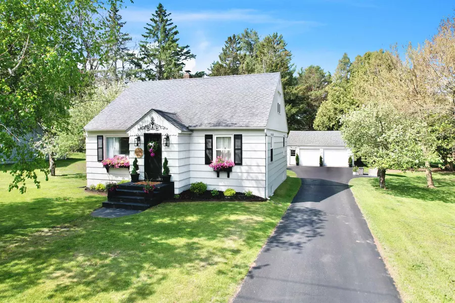 N195 WEST DR, Menominee, MI 49858