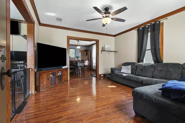 Sheboygan Falls, WI 53085,124 PARK ST
