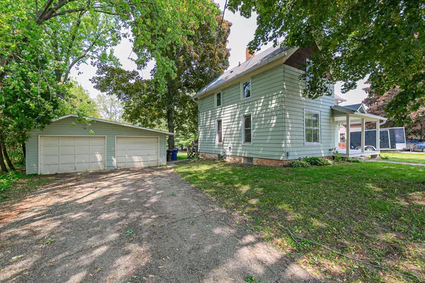 Omro, WI 54963,137 E SCOTT ST