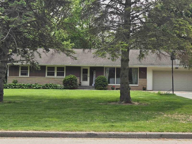 4817 MORGAN DR, Manitowoc, WI 54220-9999