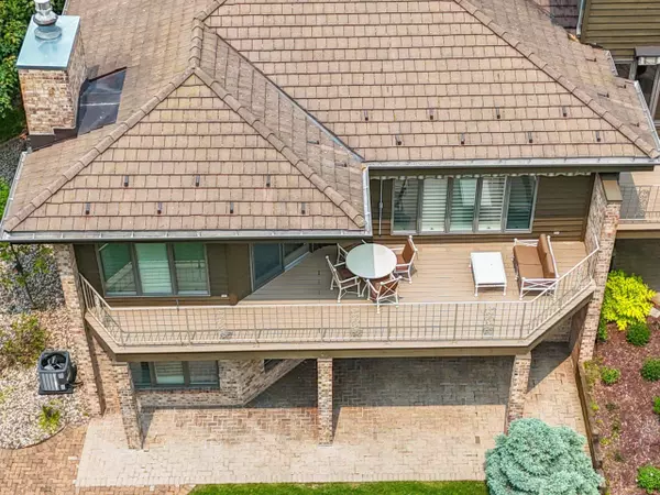 Appleton, WI 54914,2797 FOX RUN